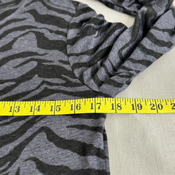Rails Sully charcoal tiger stripe‎ top - Picture 7 of 9